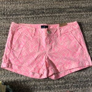 🦅 NWT!!! American Eagle Outfitters shorts size 4